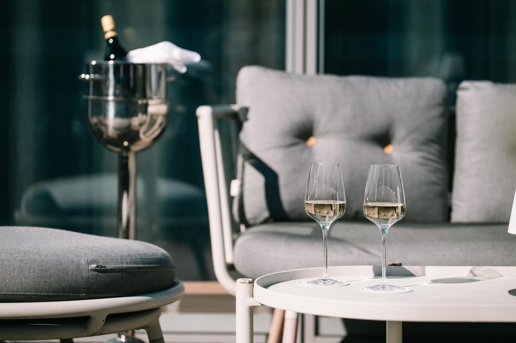 Hirschen Oberkirch - Design Boutique Hotel Bagian luar foto
